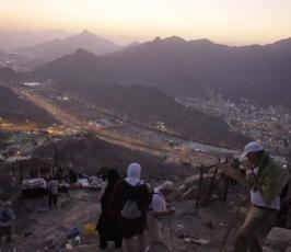 تقرير مصور : رحلة إلى مهبط الوحي ونزول القرآن .. غار حراء 