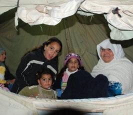 كاميرا فلسطين اليوم تمضي يوم العيد في مخيم التنف على حدود العراق