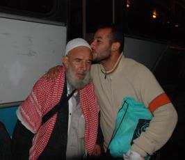 عدسة« فلسطين اليوم » تلتقط صوراٌ لحجاج بيت الله الحرام عند عودتهم لديارهم من معبر رفح البرى