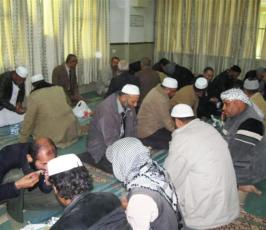 بالصور:: حركة الجهاد الاسلامى تنظم مأدبة غداء للعائدين من بيت الله الحرام