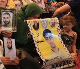 اعتصام أهالي الأسرى  ‫(1)‬