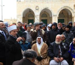 المرابطون في ساحات المسجد الاقصى يمنعون اعضاء حزب الليكود من تدنيس الاقصى