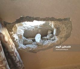 نجاة عائلة بأعجوبة من قصف الاحتلال منزلهم بخانيونس (3).jpeg