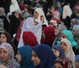  صلاة العيد وسط مدينة غزة ‫(31174540)‬ ‫‬