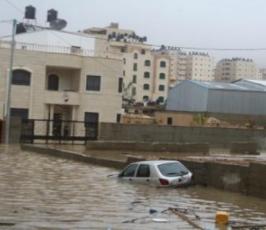 فيضانات وسيول تقتحم بيوت وشوارع الضفة المحتلة
