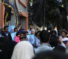 وقفة احتفال بالافراج عن الاسيرة لينا الجربونى ‫(38863369)‬ ‫‬