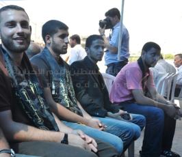 بالصور.. مهجة ا لقدس تنظم خيمة تضامنية مع الأسرى  المضربين أمام الصليب الأحمر