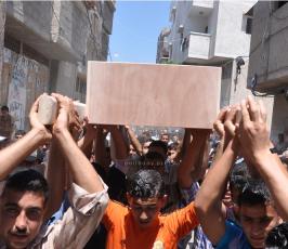 جماهير غفيرة تودع شهيدين من حى الشجاعية