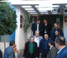 بالصور::فنانون سوريين يزورون غزة ويتضامنون مع أهلها بذكرى الحرب على غزة