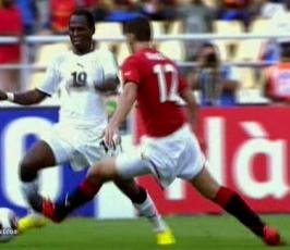 تقرير مصور : الفلسطينيون يحتفلون بفوز المنتخب المصري بالكأس 