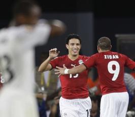تقرير مصور : الفلسطينيون يحتفلون بفوز المنتخب المصري بالكأس 