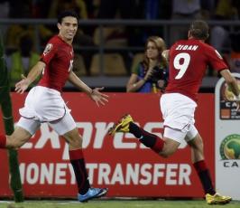 تقرير مصور : الفلسطينيون يحتفلون بفوز المنتخب المصري بالكأس 