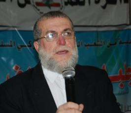 بالصور:: دائرة العمل النسائى لحركة الجهاد توزع زى شرعى (الجلباب) بالتعاون مع جمعية بيت فلسطين