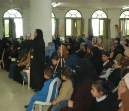 بالصور : حركة الجهاد توزع الزي الشرعي (الجلباب) في المنطقة الوسطى