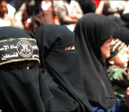 بالصور: حركة الجهاد تنظم إعتصاماً تضامنياً مع الأسرى أمام مقر الصليب الأحمر بغزة