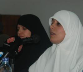 بالصور: طالبات جامعة الأقصى يلتقون بالأسيرات المحررات بوزارة الأسرى بغزة