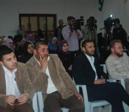بالصور: طالبات جامعة الأقصى يلتقون بالأسيرات المحررات بوزارة الأسرى بغزة