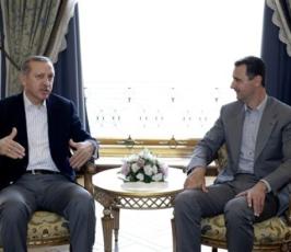 بالصور : القمة الثلاثة « أردوغان الأسد  » حمد " في تركيا 