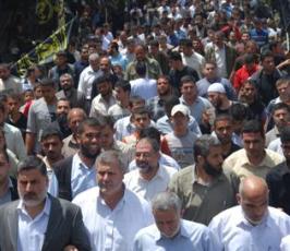 بالصور:الألاف من أنصار الجهاد الإسلامى ينتفضون في مسيرة حاشدة بالنصيرات