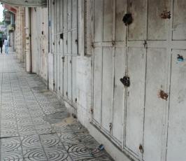 غزة .. تنكس الاعلام حداداً على شهداء إسطول الحرية