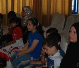 بالصور:الهيئة الخيرية لإغاثة الشعب الفلسطينى تكرم أبناء الشهداء فى حفلاً لها بغزة