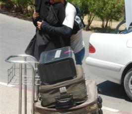 عدسة «  فلسطين اليوم  » تلتقط صور للمسافرين على معبر رفح البري