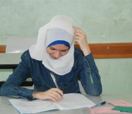 عدسة «  فلسطين اليوم  » تشارك طلبة التوجيهى فى اليوم الأول للامتحانات