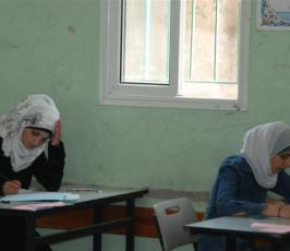 عدسة «  فلسطين اليوم  » تشارك طلبة التوجيهى فى اليوم الأول للامتحانات