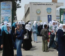 عدسة «  فلسطين اليوم  » تشارك طلبة التوجيهى فى اليوم الأول للامتحانات