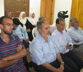 بالصور ... منتدى المعلم الفلسطيني برفح يكرم ثلة من المعلمين والمعلمات «  المتقاعدين »‎