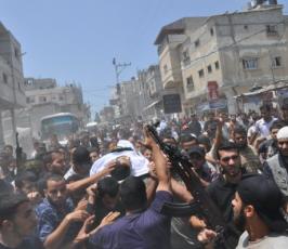 بالصور:تشييع الشهيد حاتم البردويل ابن سرايا القدس من محافظة خانيونس‎