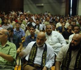 بالصور:الرابطة الإسلامية تحتفل بأوائل الثانوية العامة بأضخم مهرجان لها بمركز رشاد الشوا بغزة