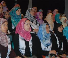 بالصور:الرابطة الإسلامية تحتفل بأوائل الثانوية العامة بأضخم مهرجان لها بمركز رشاد الشوا بغزة