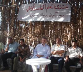 بالصور:: منتدى المعلم الفلسطينى ينظم رحلة بحرية لمدرسيين المنطقة الوسطى