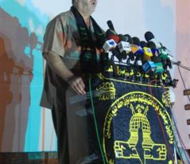 بالصور: مهرجان حاشد لحركة الجهاد على شرف الإستشهادى عماد ابو عيشة بذكرى إستشهاده بدير البلح