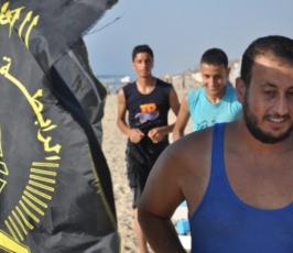 بالصور: حركة الجهاد تخرج دورة الشهيد «  محمد عبد الله » أبو المرشد لتعليم فنون السباحة بالوسطي‎