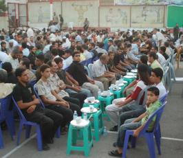 بالصور:: حركة الجهاد تنظم إفطاراُ جماعياُ لأسر الشهداء والجرحى بمدينة غزة