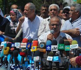 بالصور: مظاهرات بغزة تنديداُ بالمفاوضات