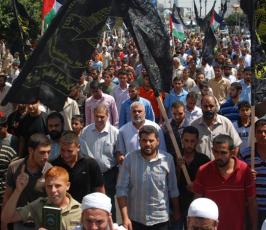 بالصور:حركة الجهاد وفصائل المقاومة تخرجان بمسيرة جماهيرية حاشدة «  بيوم القدس العالمى »