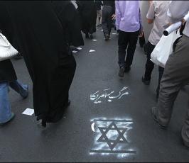 بالصور : إحياء يوم القدس العالمي بمسيرات مليونية حاشدة في طهران