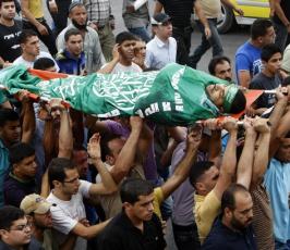 بالصور : تشييع جثمان الشهيد شلباية في طولكرم 