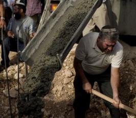 بالصور : هل يفجر بناء المستوطنات المفاوضات 