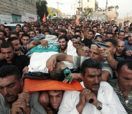 بالصور : جماهير مدينة الخليل تشييع شهيد القدس 