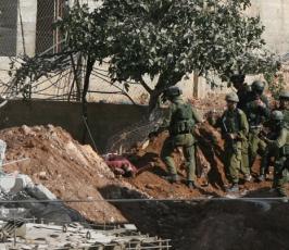 بالصور : الشهيد الكرمي والهجمة على مدينة الخليل