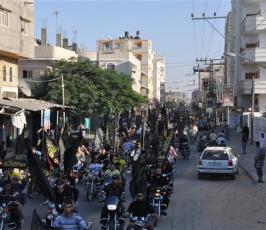 بالصور: حركة الجهاد بمدينة رفح تخرج بمسيرة دراجات نارية بذكرى إستشهاد الدكتور فتحى الشقاقى