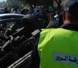 بالصور..طائرة استطلاع تستهدف سيارة بغزة