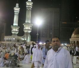 بالصور : موفد إذاعة القدس للديار الحجازية الزميل عماد نور  يواصل طريقه للخير في مكة