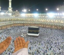 بالصور : ملايين المسلمين يصلون إلى مكة لبدء مناسك الحج لهذا العام