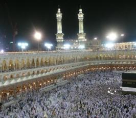 بالصور : ملايين المسلمين يصلون إلى مكة لبدء مناسك الحج لهذا العام