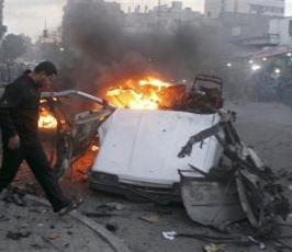 بالصور : طائرات صهيونية تقصف سيارة مدنية وسط قطاع غزة